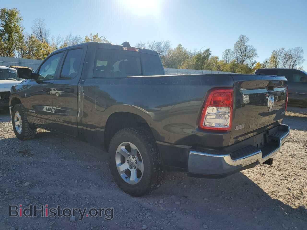 2019 RAM 1500 - VIN: 1C6SRFCT7KN662419 - Photo 2