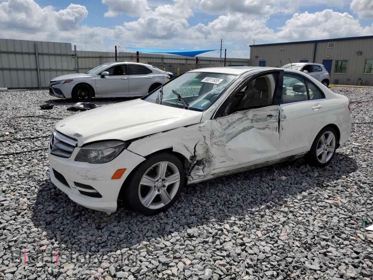 Photo WDDGF5EB6BR137677 - MERCEDES-BENZ C-CLASS 2011