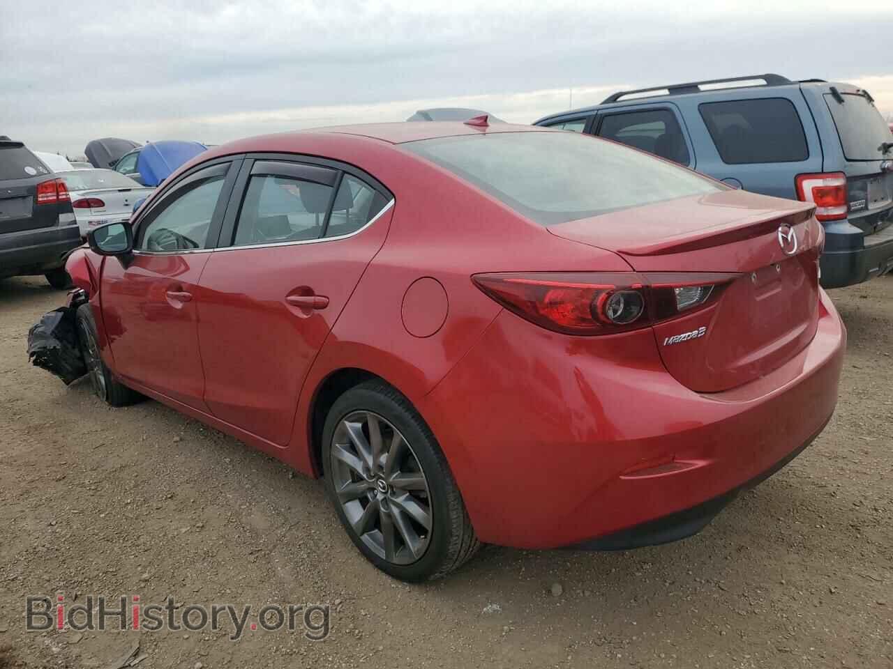 2018 MAZDA 3 - VIN: 3MZBN1V3XJM223032 - Фото 2