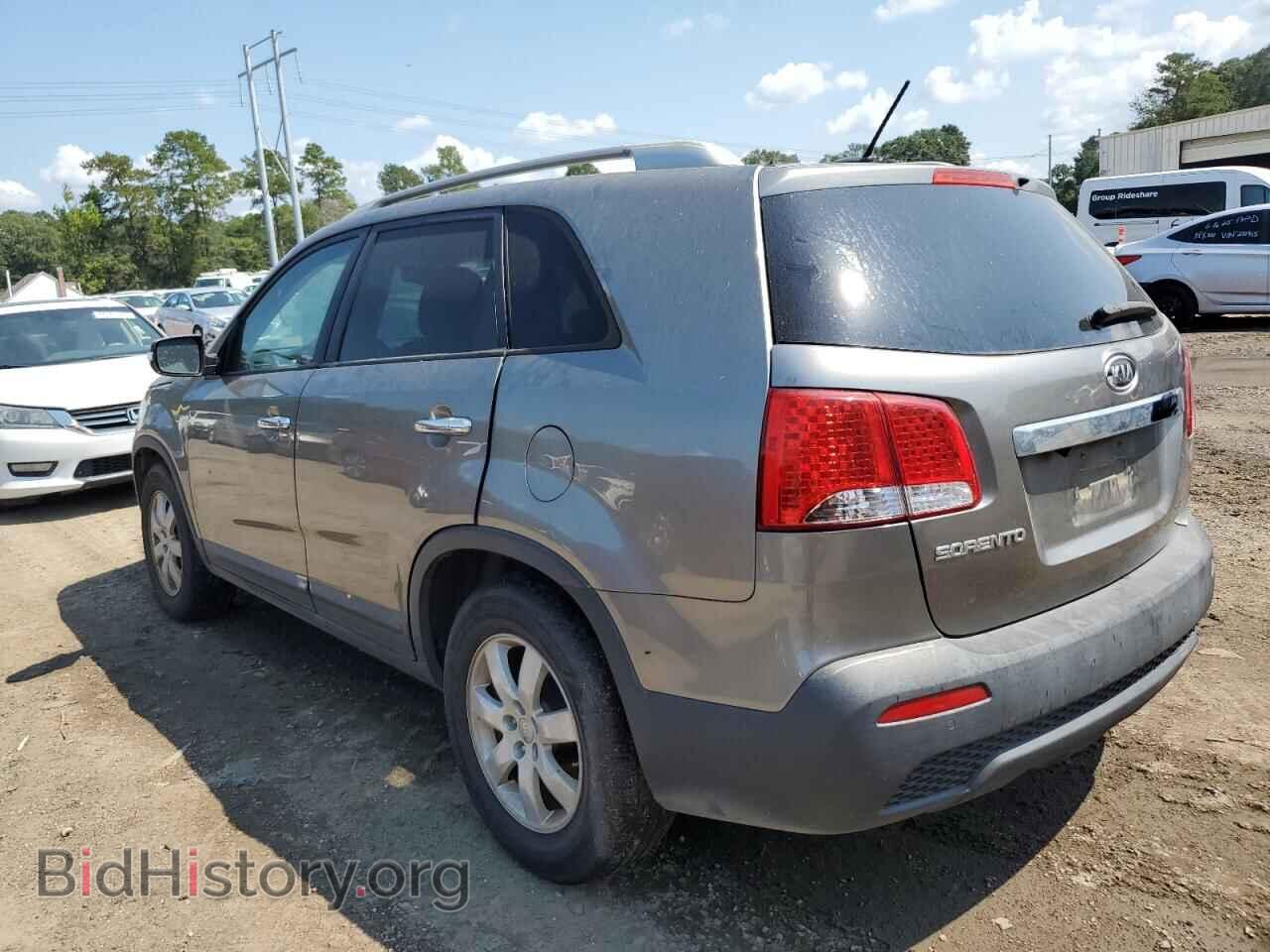 2013 KIA SORENTO - VIN: 5XYKT3A64DG363311 - Фото 2