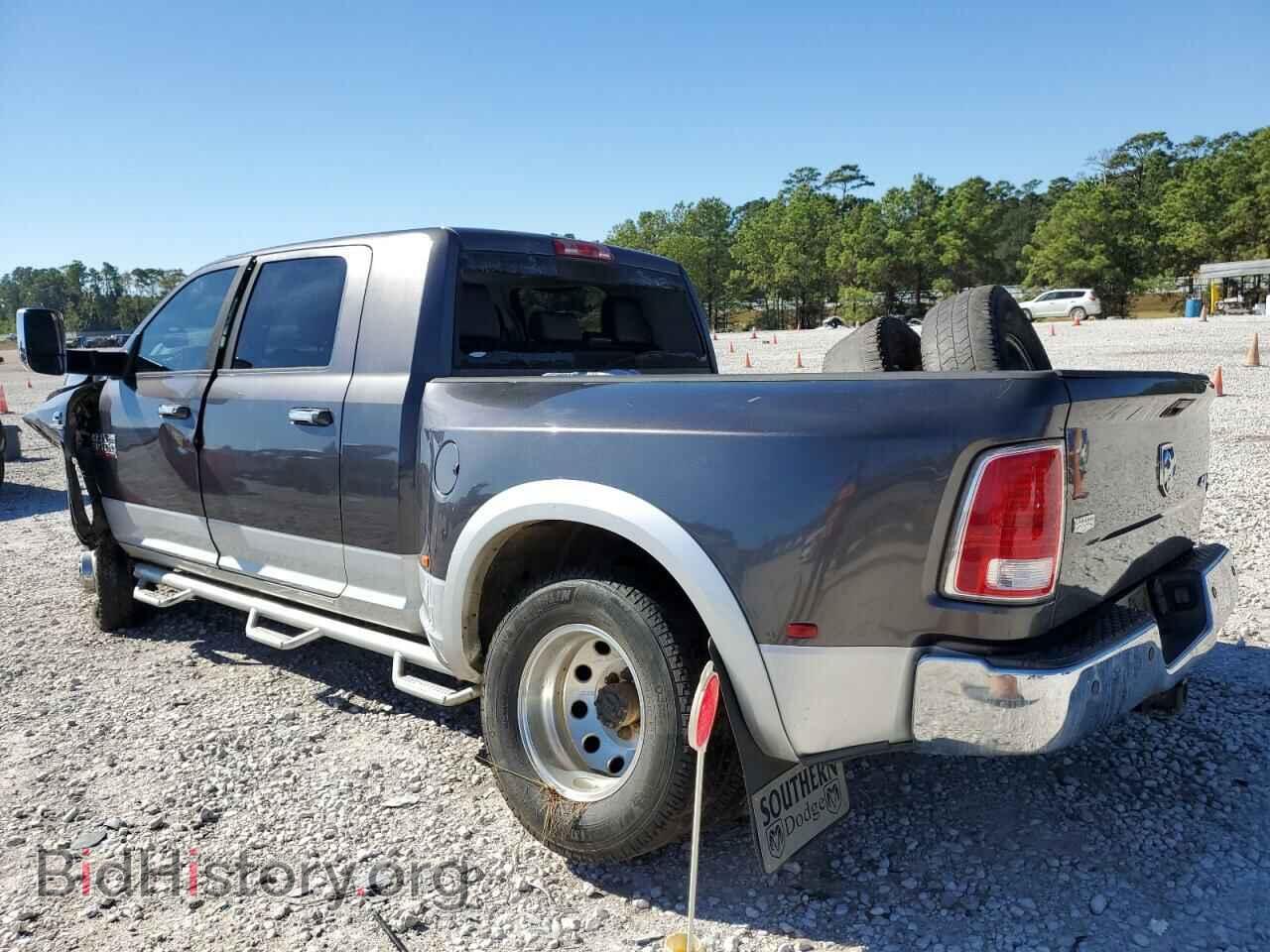 2015 RAM 3500 - VIN: 3C63RRMLXFG657265 - Фото 2