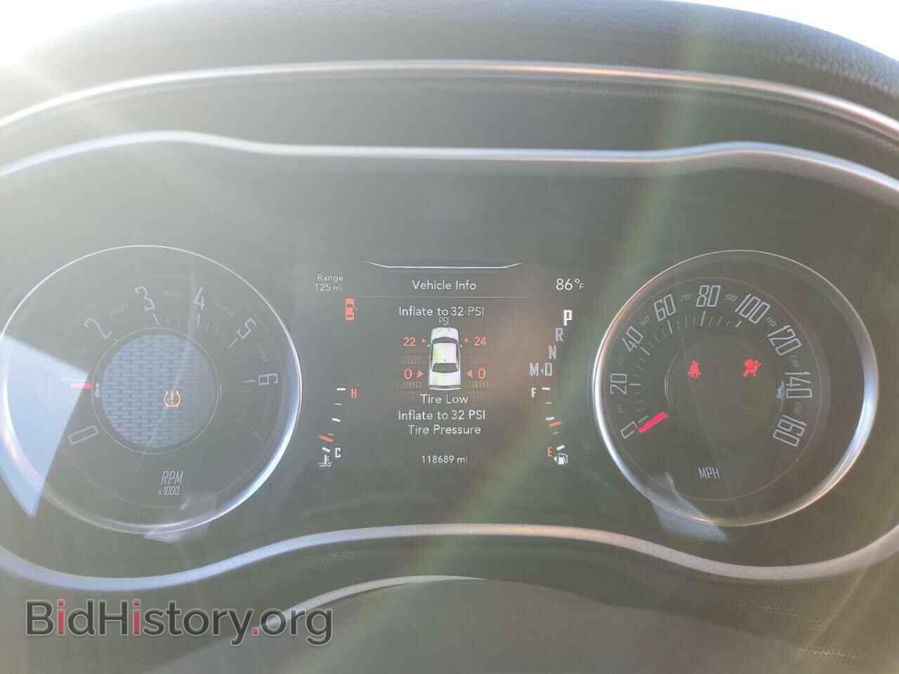 2017 DODGE CHALLENGER - VIN: 2C3CDZAG7HH633222 - Фото 9