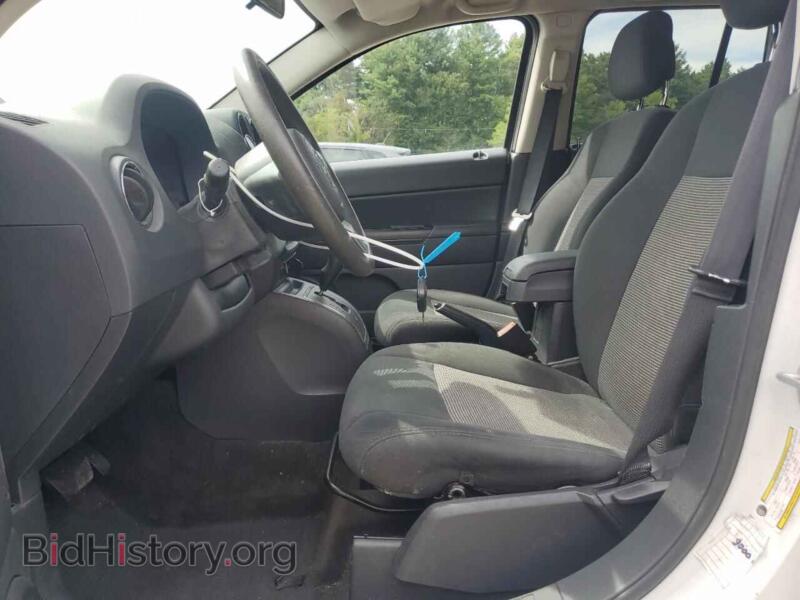 2014 Jeep COMPASS (VIN 1C4NJCBA0ED779104) — фото 7 из 13
