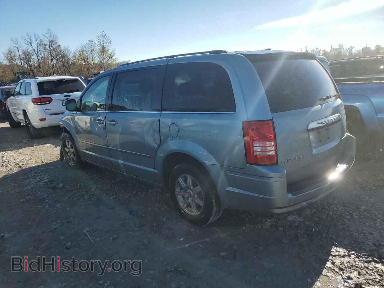 2010 CHRYSLER MINIVAN - VIN: 2A4RR5D11AR257179 - Photo 2