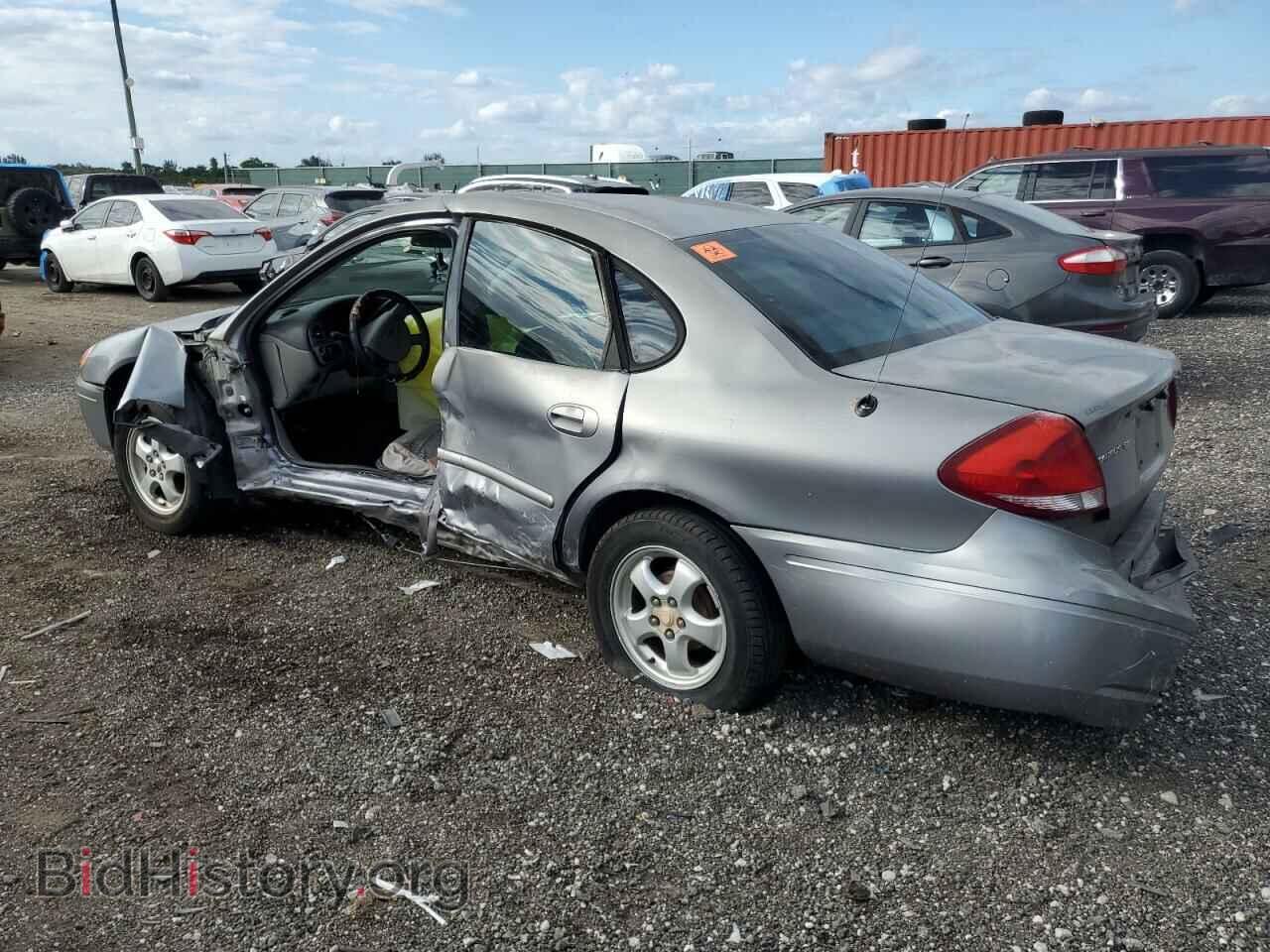 2006 FORD TAURUS - VIN: 1FAFP53UX6A261856 - Photo 2