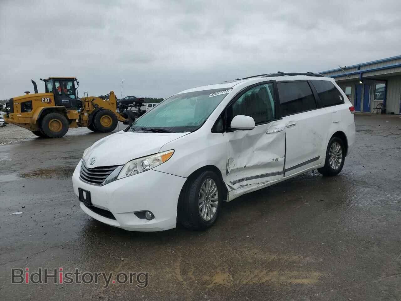 Photo 5TDYK3DC8DS395020 - TOYOTA All Models 2013