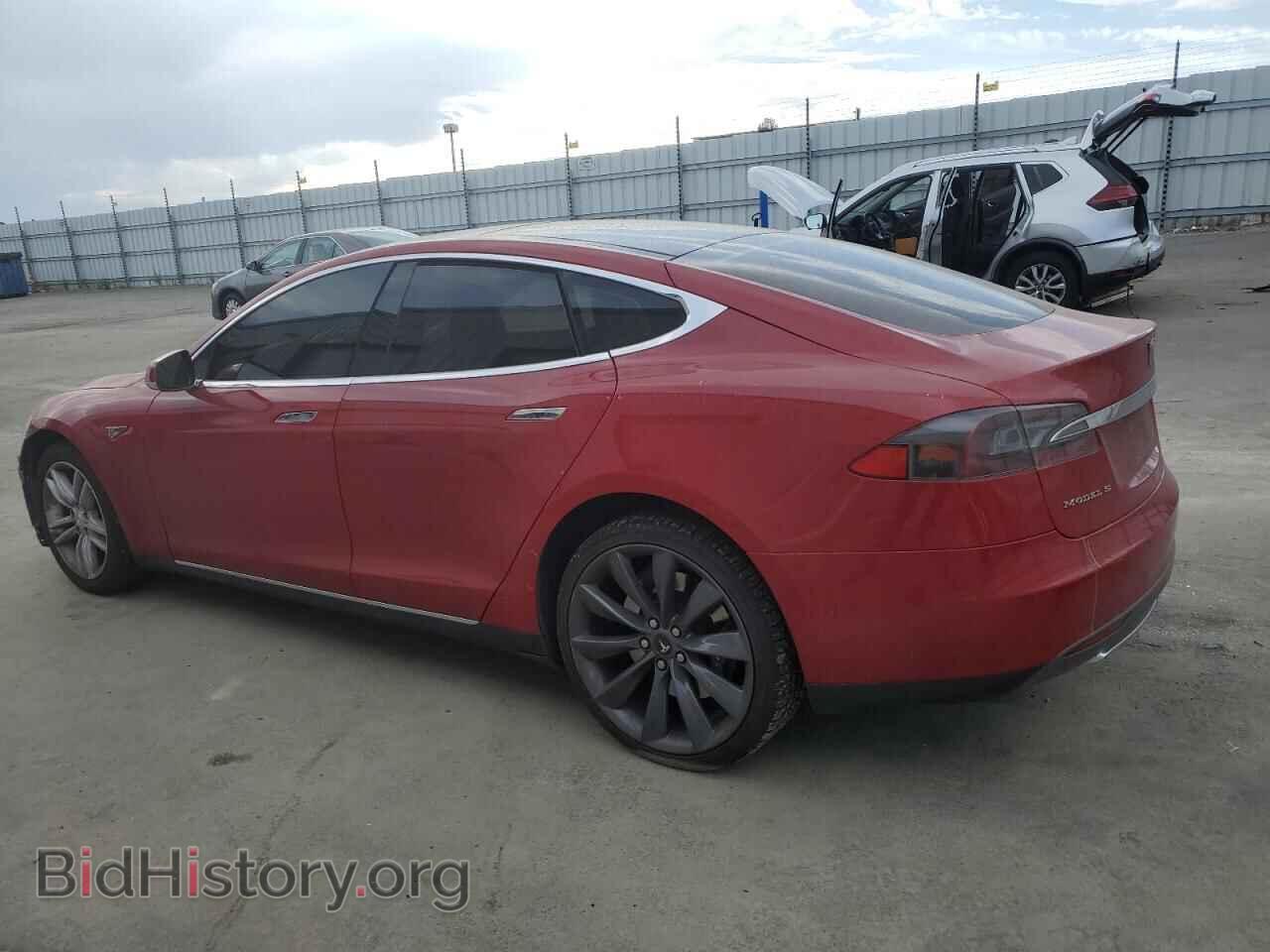 2015 TESLA MODEL S - VIN: 5YJSA1H11FF080167 - Фото 2
