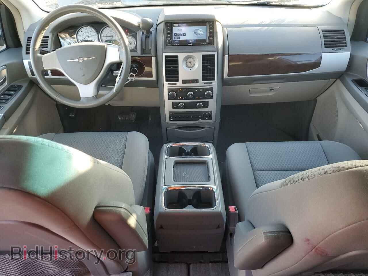 2010 CHRYSLER MINIVAN - VIN: 2A4RR5DX3AR359619 - Фото 8