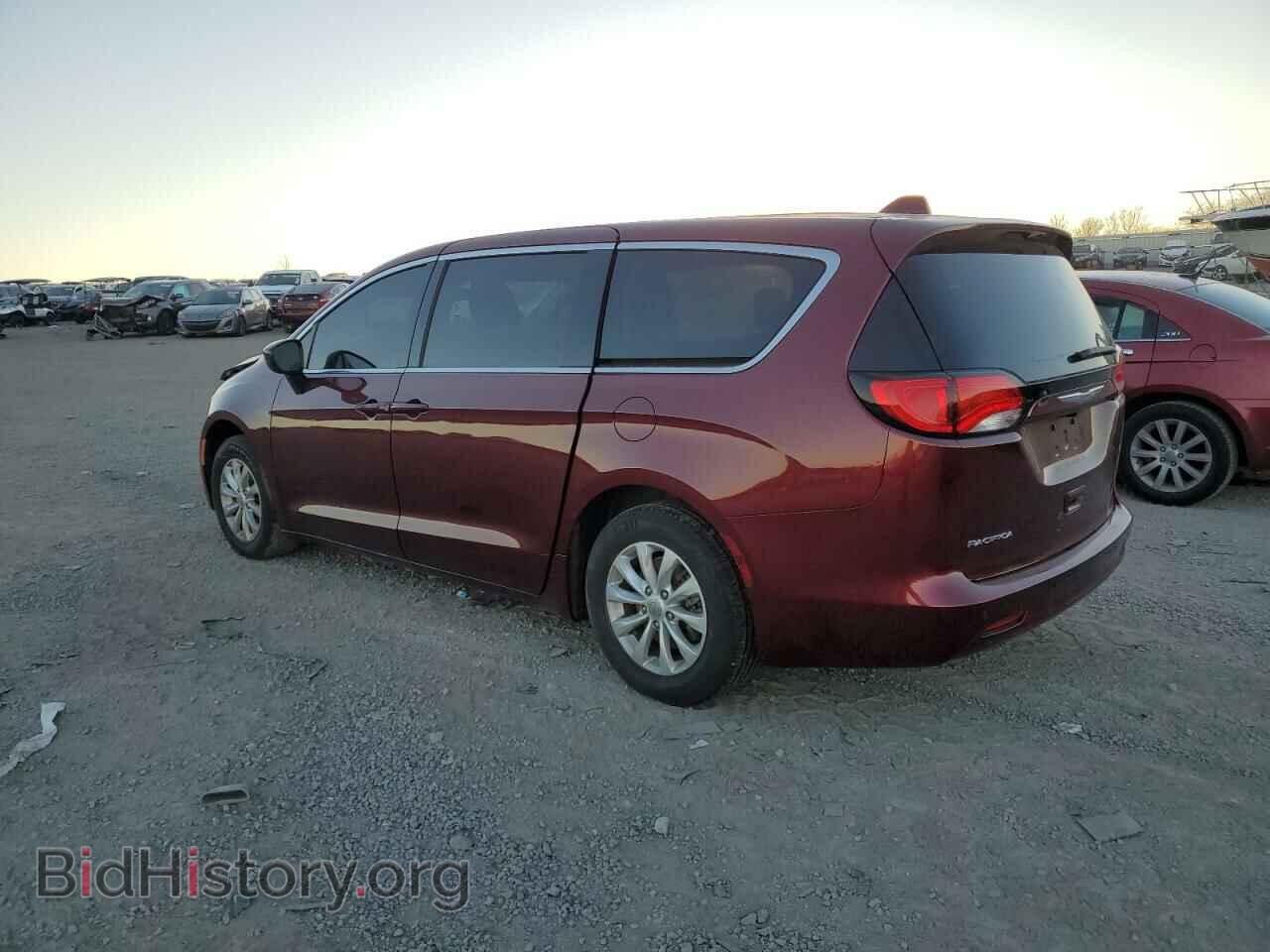 2018 CHRYSLER PACIFICA - VIN: 2C4RC1CG3JR158532 - Photo 2
