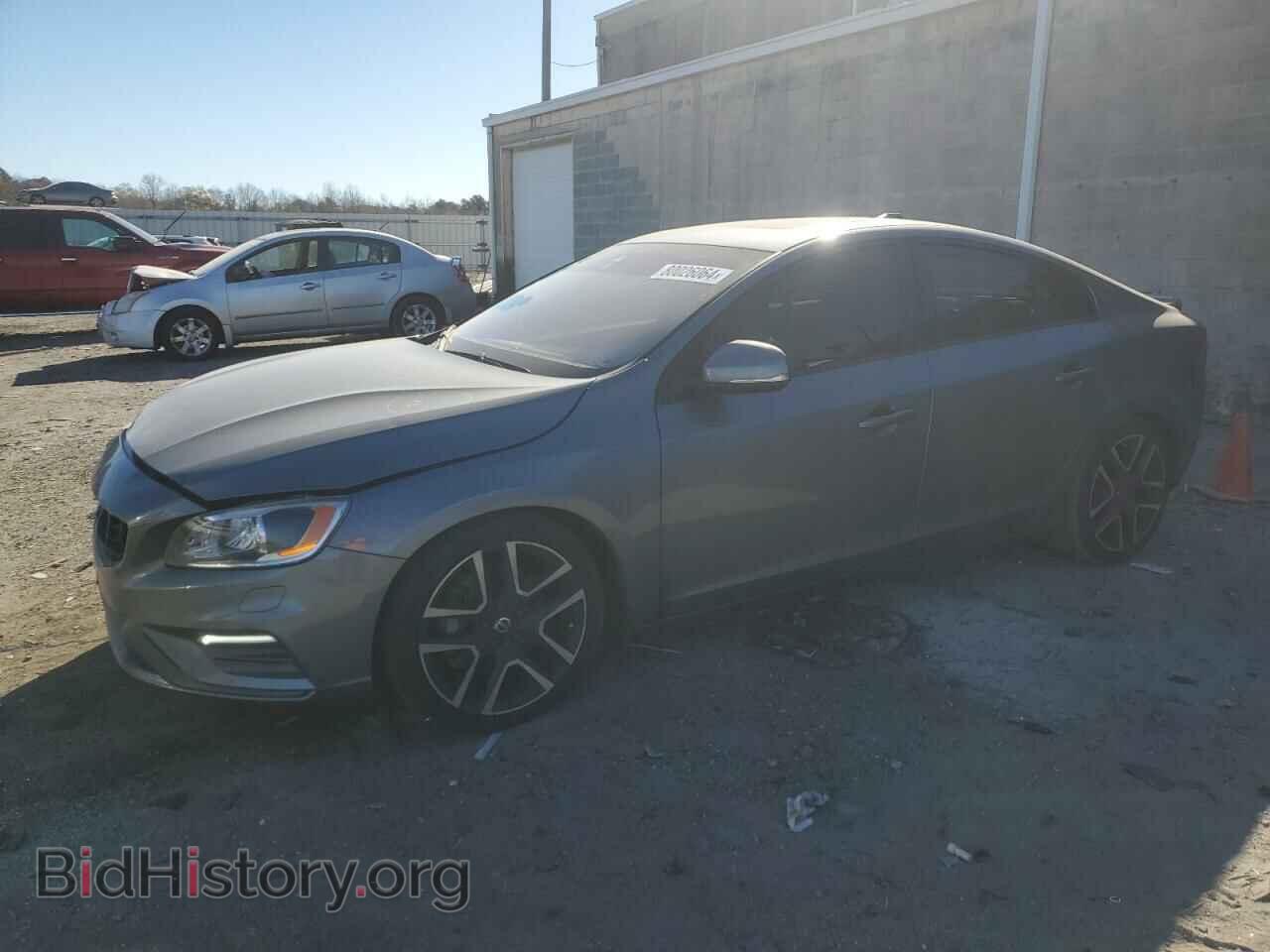 Photo YV140MTL0H2425372 - VOLVO S60 2017