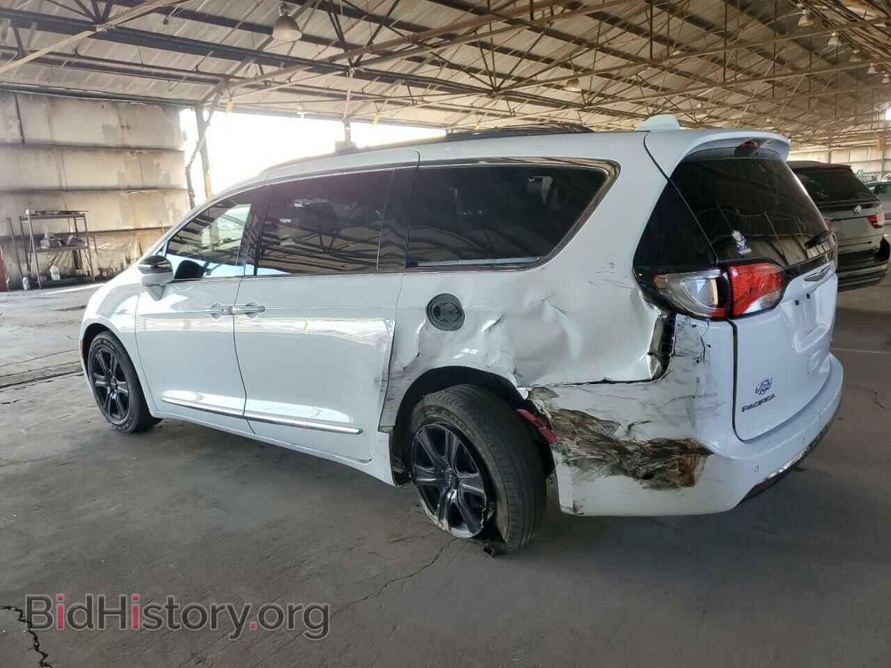 2020 CHRYSLER PACIFICA - VIN: 2C4RC1GGXLR184252 - Фото 2