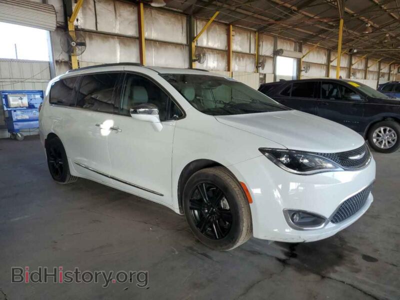 2020 Chrysler PACIFICA (VIN 2C4RC1GGXLR184252) — фото 4 из 13