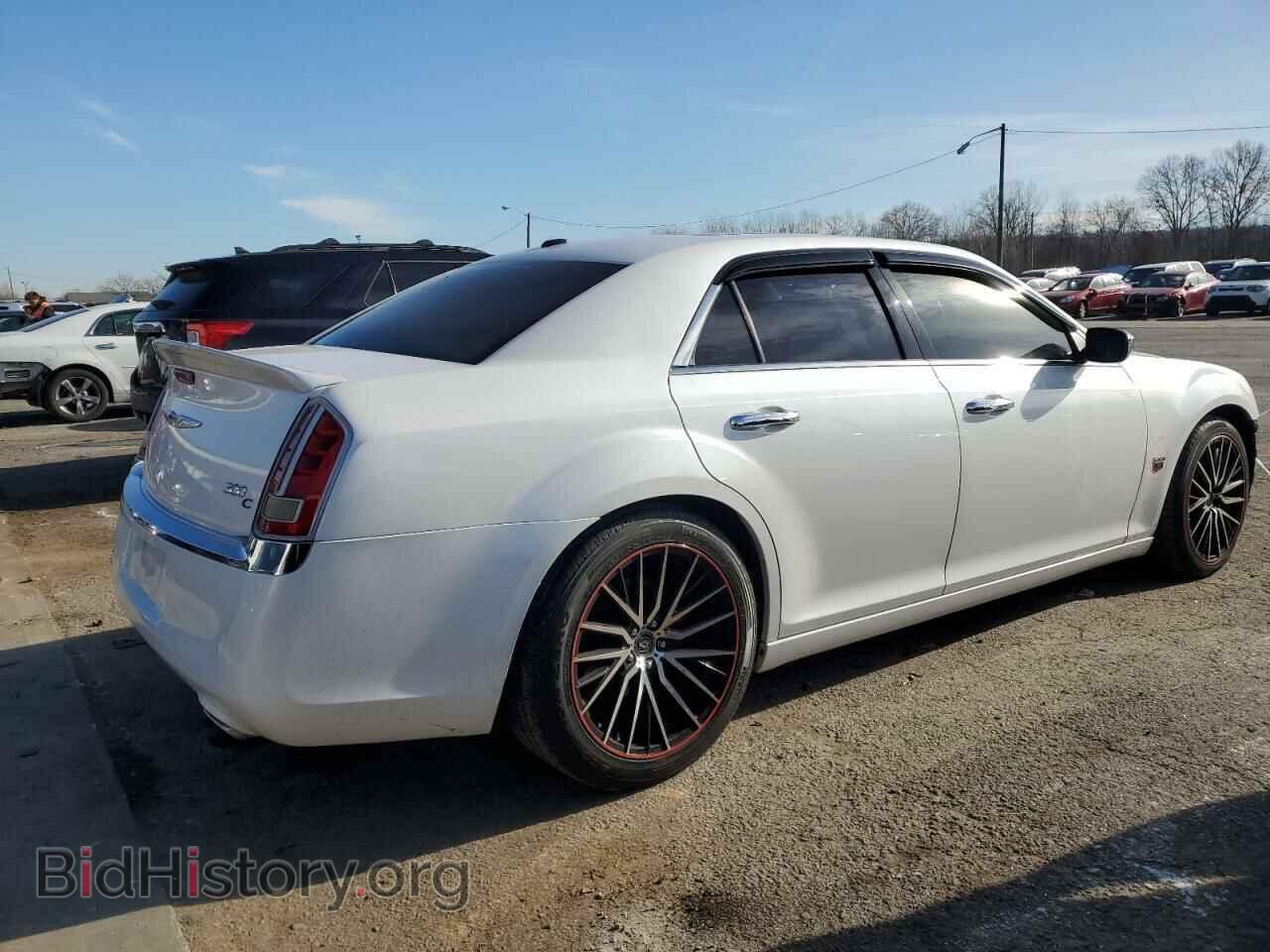 2011 CHRYSLER 300 - VIN: 2C3CA6CT1BH528085 - Фото 3