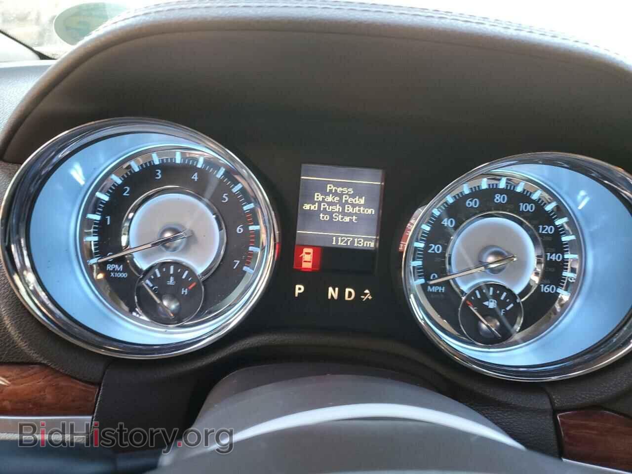 2011 CHRYSLER 300 - VIN: 2C3CA6CT1BH528085 - Фото 9