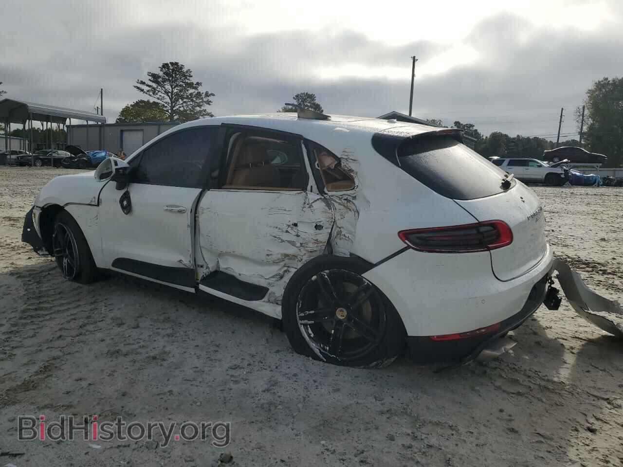 2017 PORSCHE MACAN - VIN: WP1AA2A52HLB08409 - Photo 2