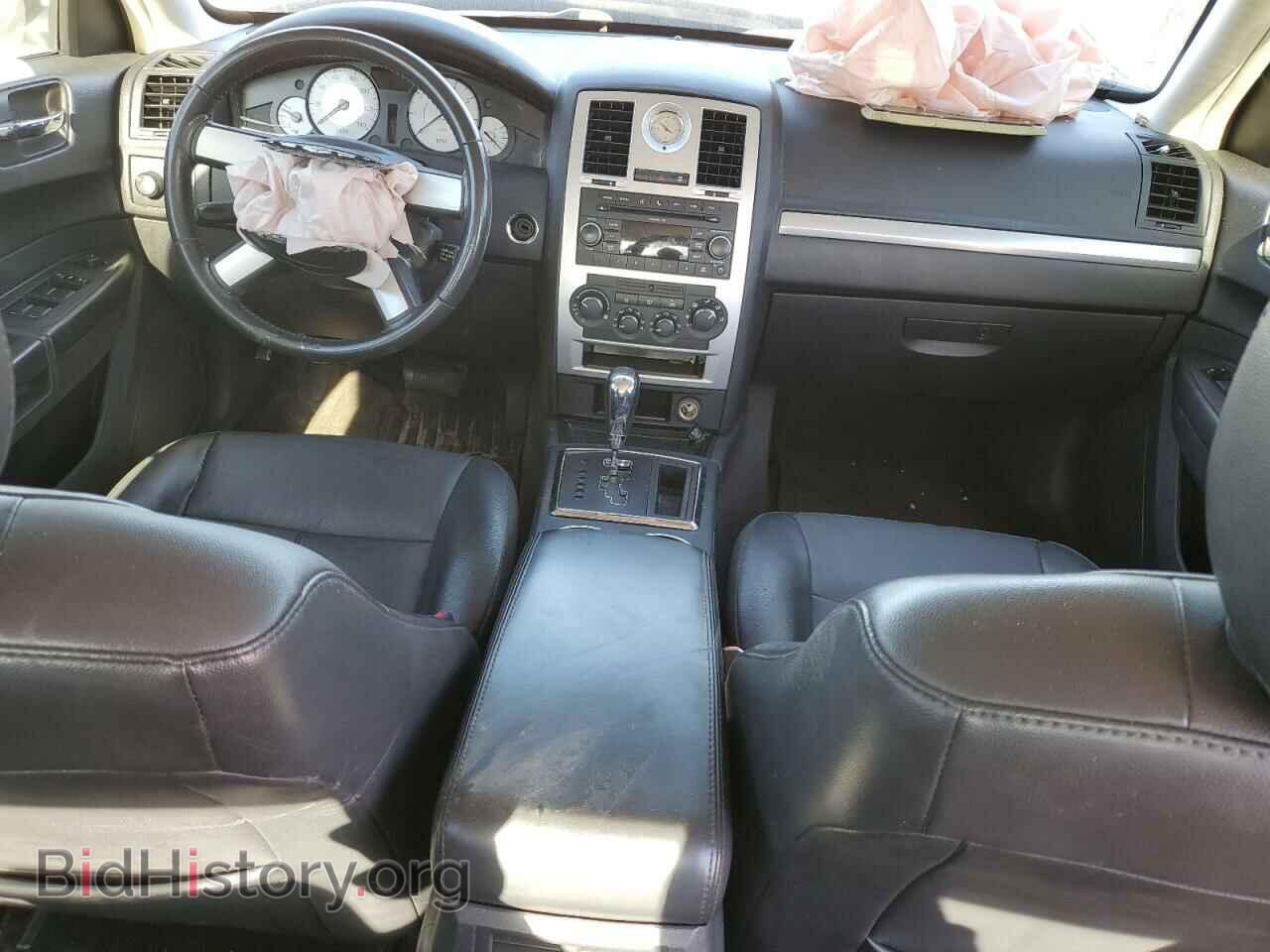 2010 CHRYSLER 300 - VIN: 2C3CA5CVXAH297276 - Фото 8