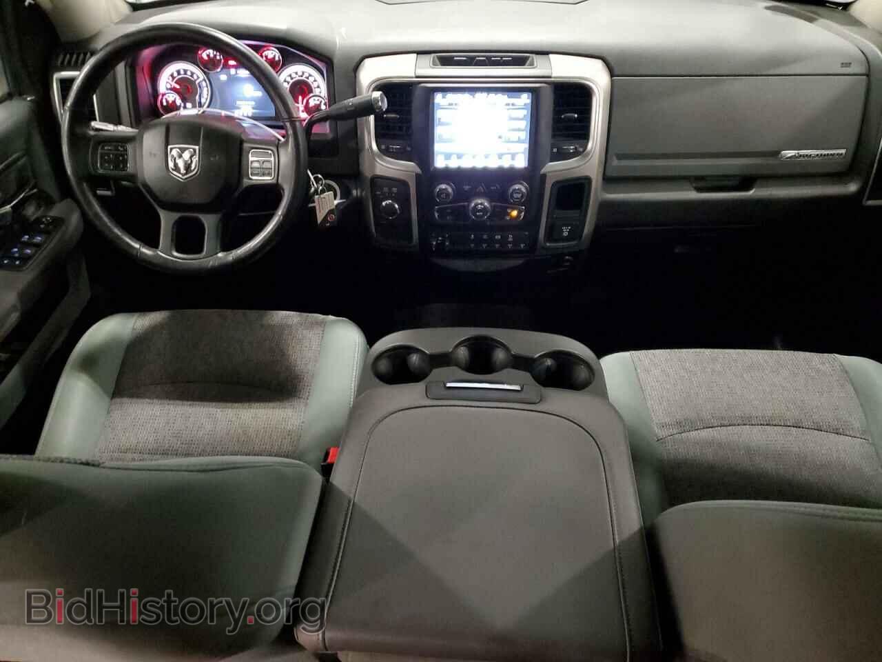 2017 RAM All Models - VIN: 3C6UR5DL0HG772408 - Photo 8