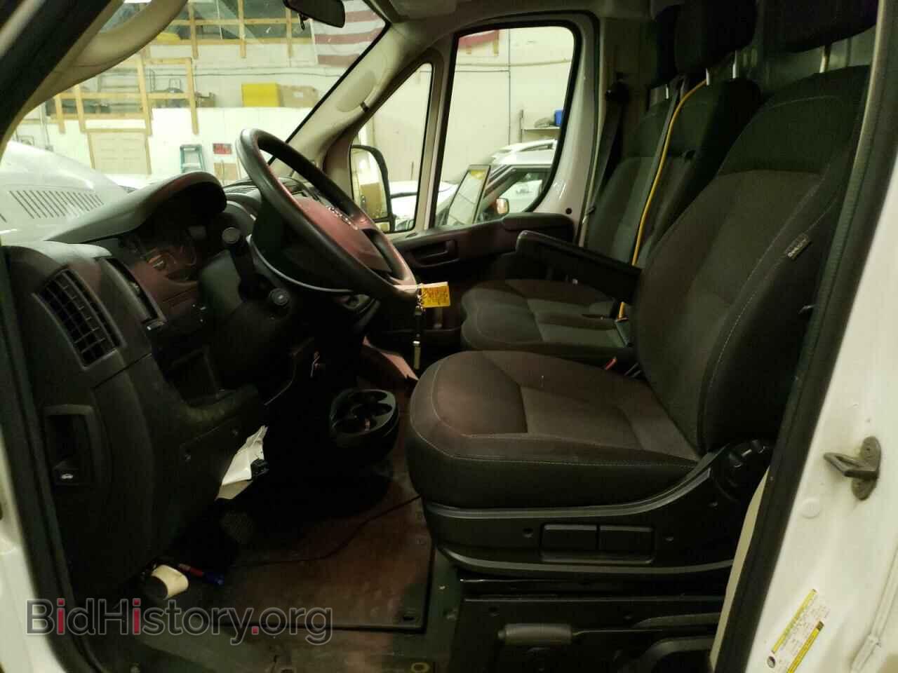 2019 RAM All Models - VIN: 3C6URVJG6KE524111 - Фото 7