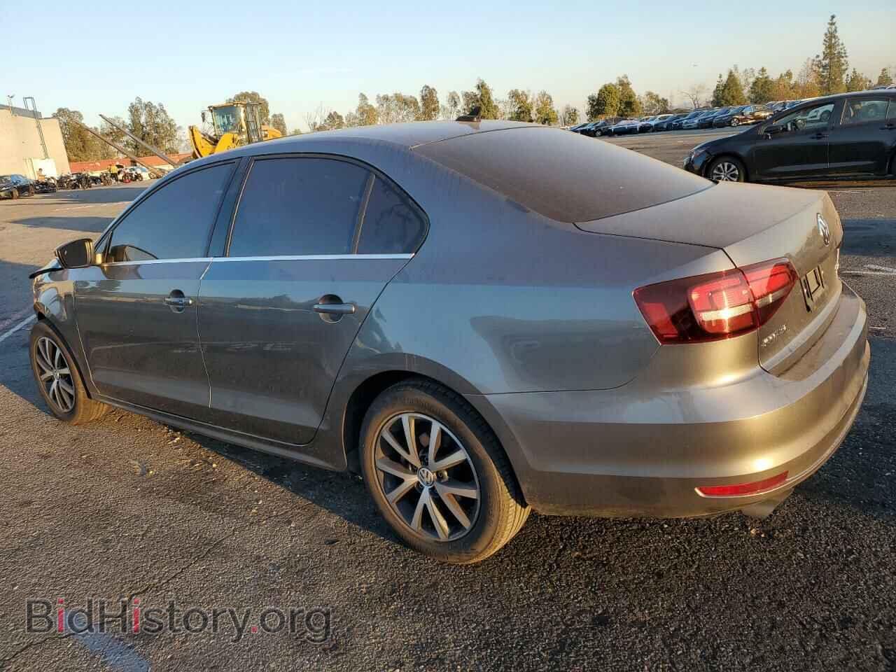 2017 VOLKSWAGEN JETTA - VIN: 3VWDB7AJ1HM410971 - Фото 2
