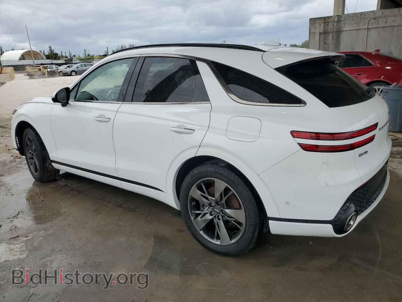 2022 GENESIS GV70 BASE - VIN: KMUMCDTC8NU012707 - Photo 2