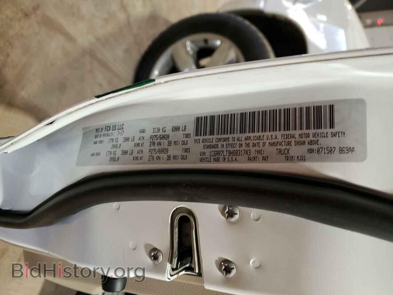 2017 RAM 1500 - VIN: 1C6RR7LT9HS831743 - Фото 12