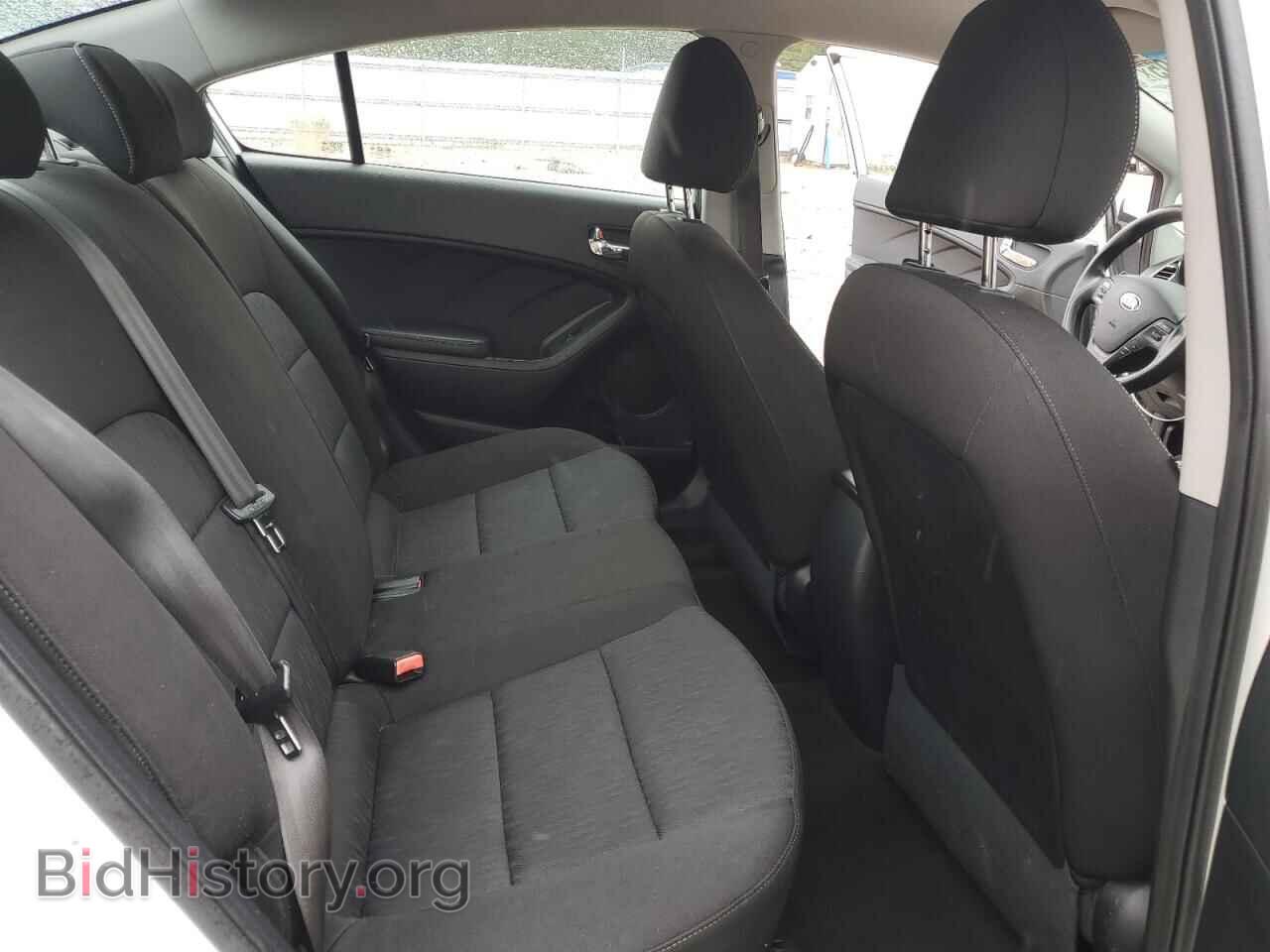 2016 KIA FORTE - VIN: KNAFK4A67G5459809 - Фото 10