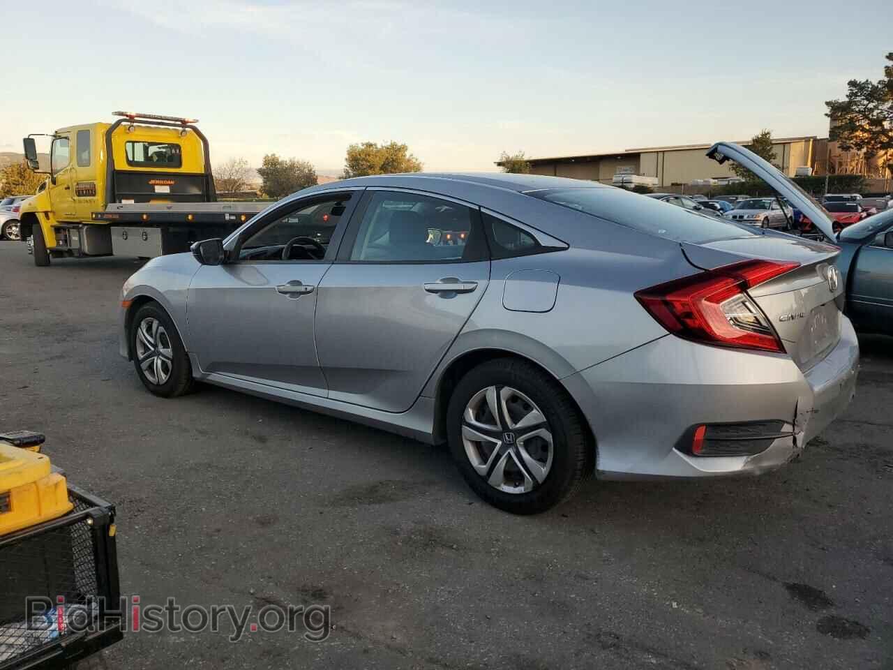 2017 HONDA CIVIC - VIN: 19XFC2F58HE223471 - Фото 2
