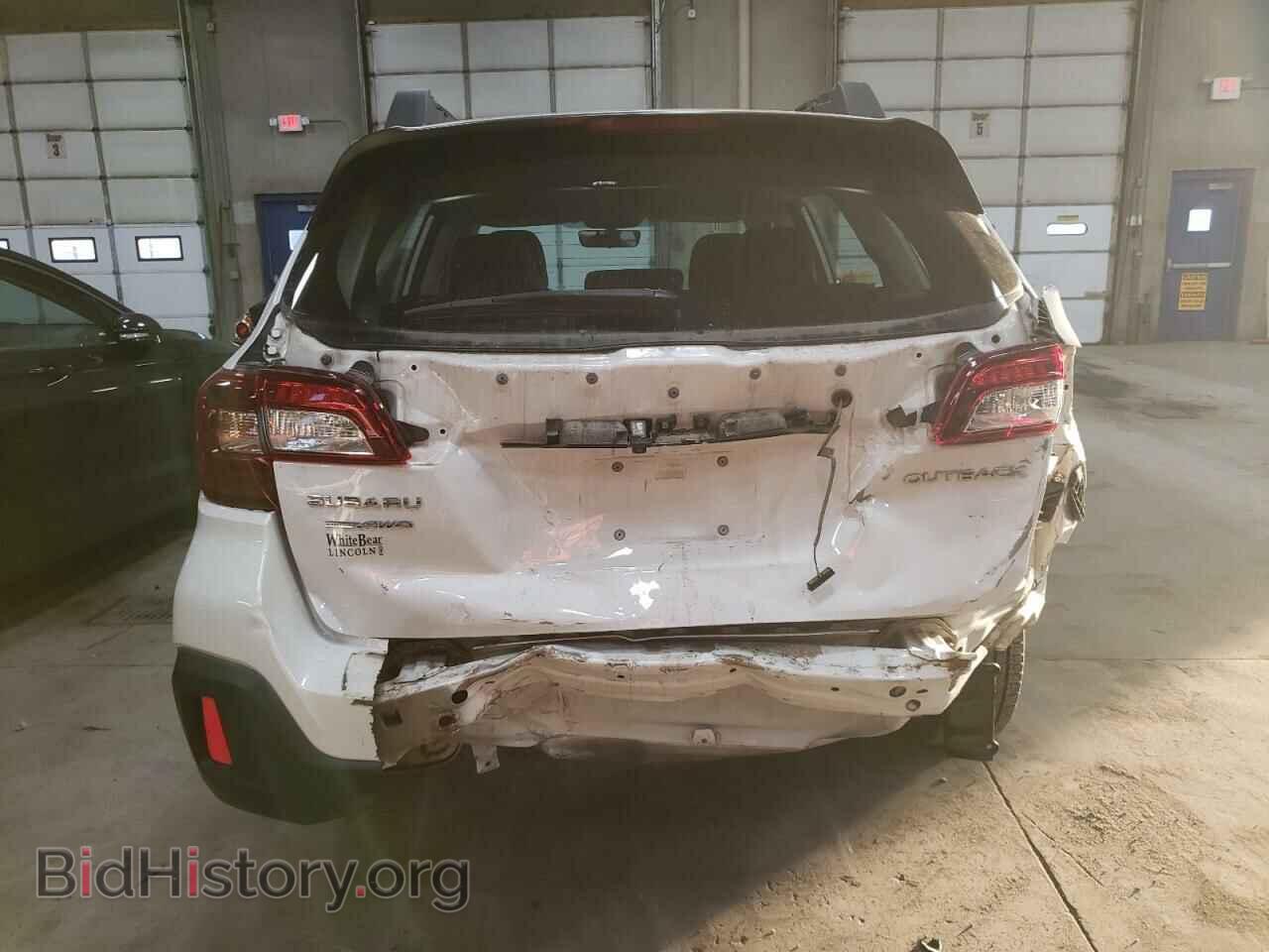 2018 SUBARU OUTBACK - VIN: 4S4BSAACXJ3203233 - Фото 6