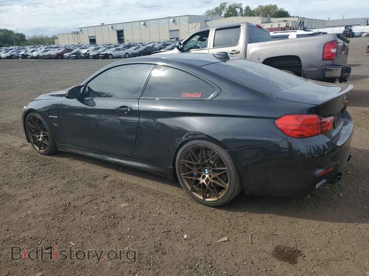 2015 BMW M4 - VIN: WBS3R9C57FK333929 - Фото 2