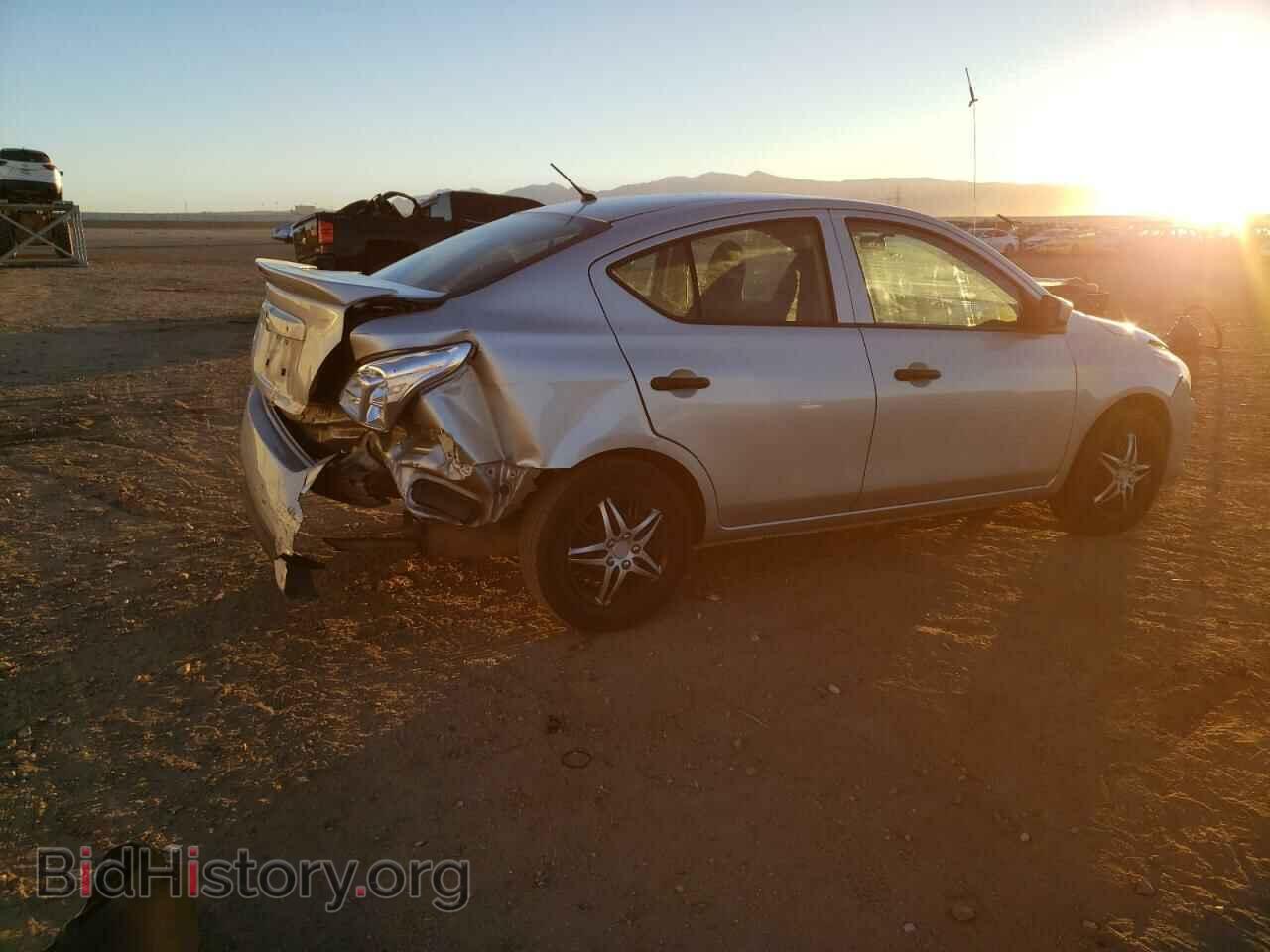 2016 NISSAN VERSA - VIN: 3N1CN7AP9GL907672 - Фото 3