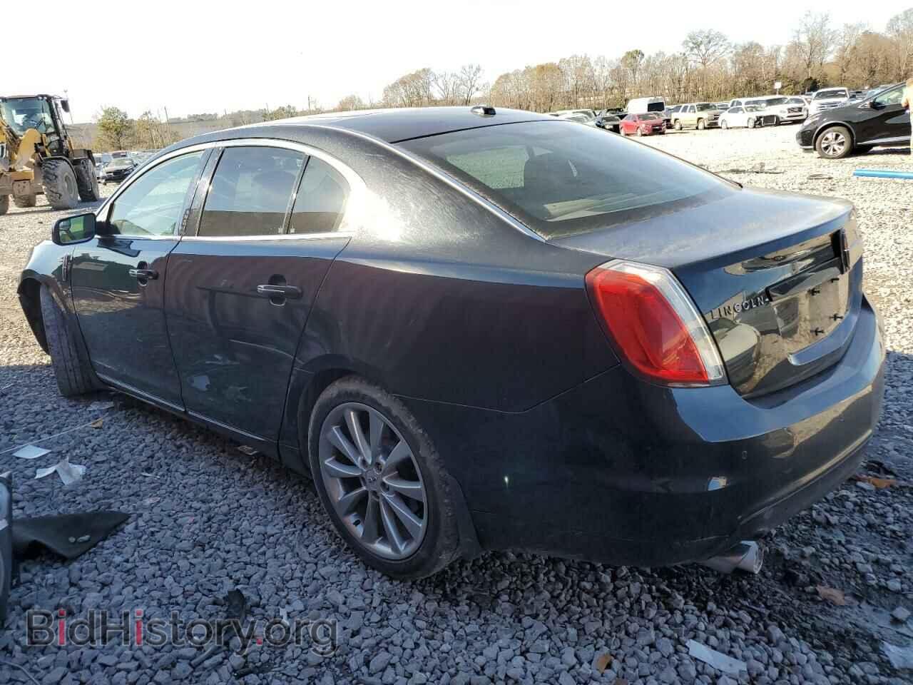 2010 LINCOLN MKS - VIN: 1LNHL9FTXAG611027 - Фото 2