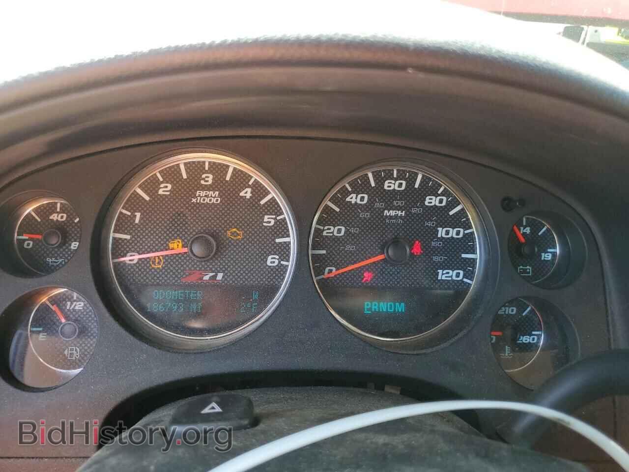 2011 GMC SIERRA - VIN: 1GTR2VE38BZ102243 - Фото 9