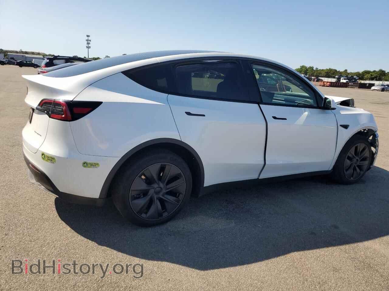 2024 TESLA MODEL Y - VIN: 7SAYGDEE3RF199525 - Фото 3