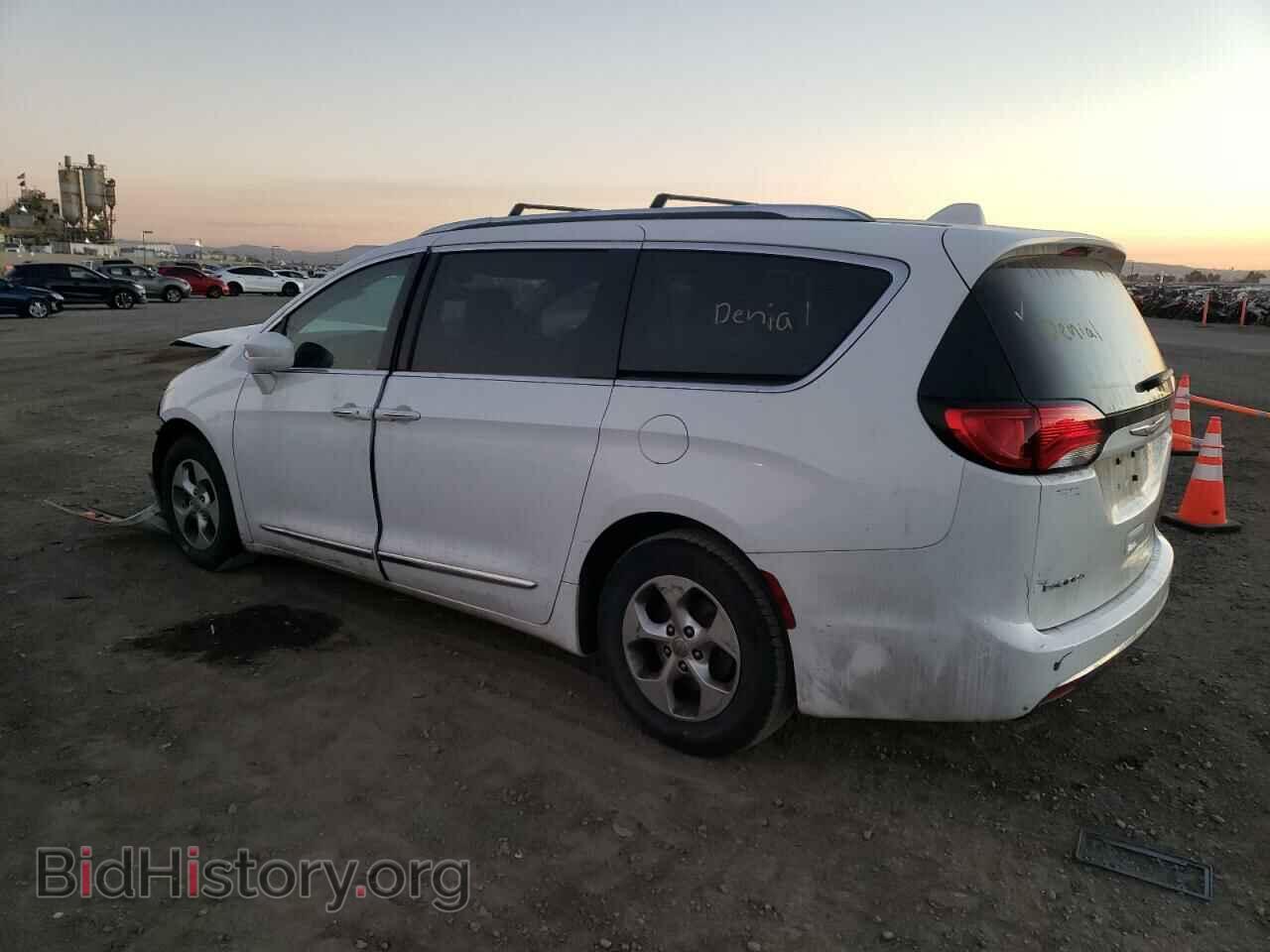 2017 CHRYSLER PACIFICA - VIN: 2C4RC1EG4HR846594 - Фото 2