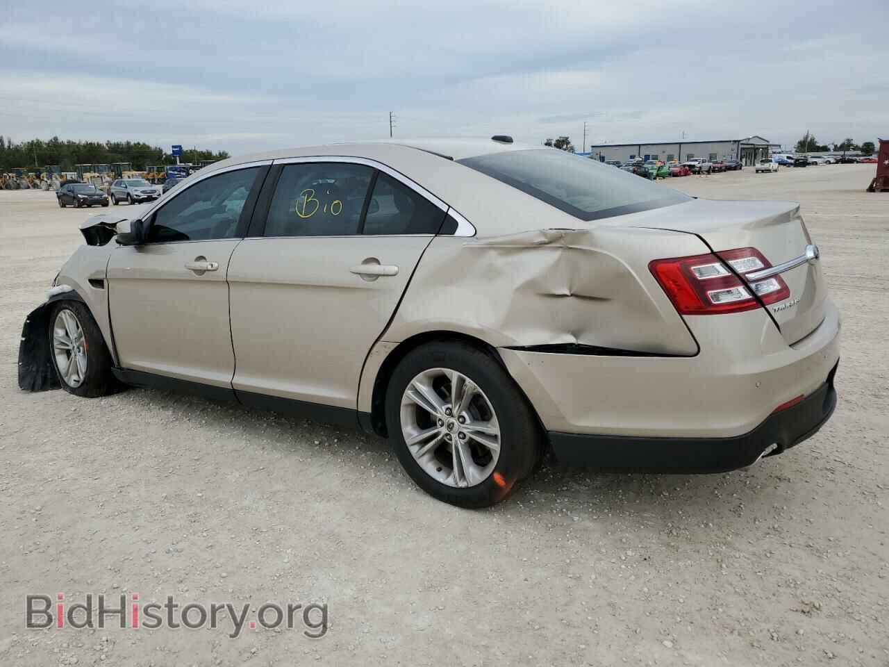 2018 FORD TAURUS - VIN: 1FAHP2E8XJG111114 - Фото 2