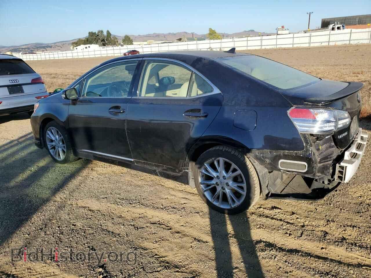2010 LEXUS HS - VIN: JTHBB1BA1A2017523 - Photo 2