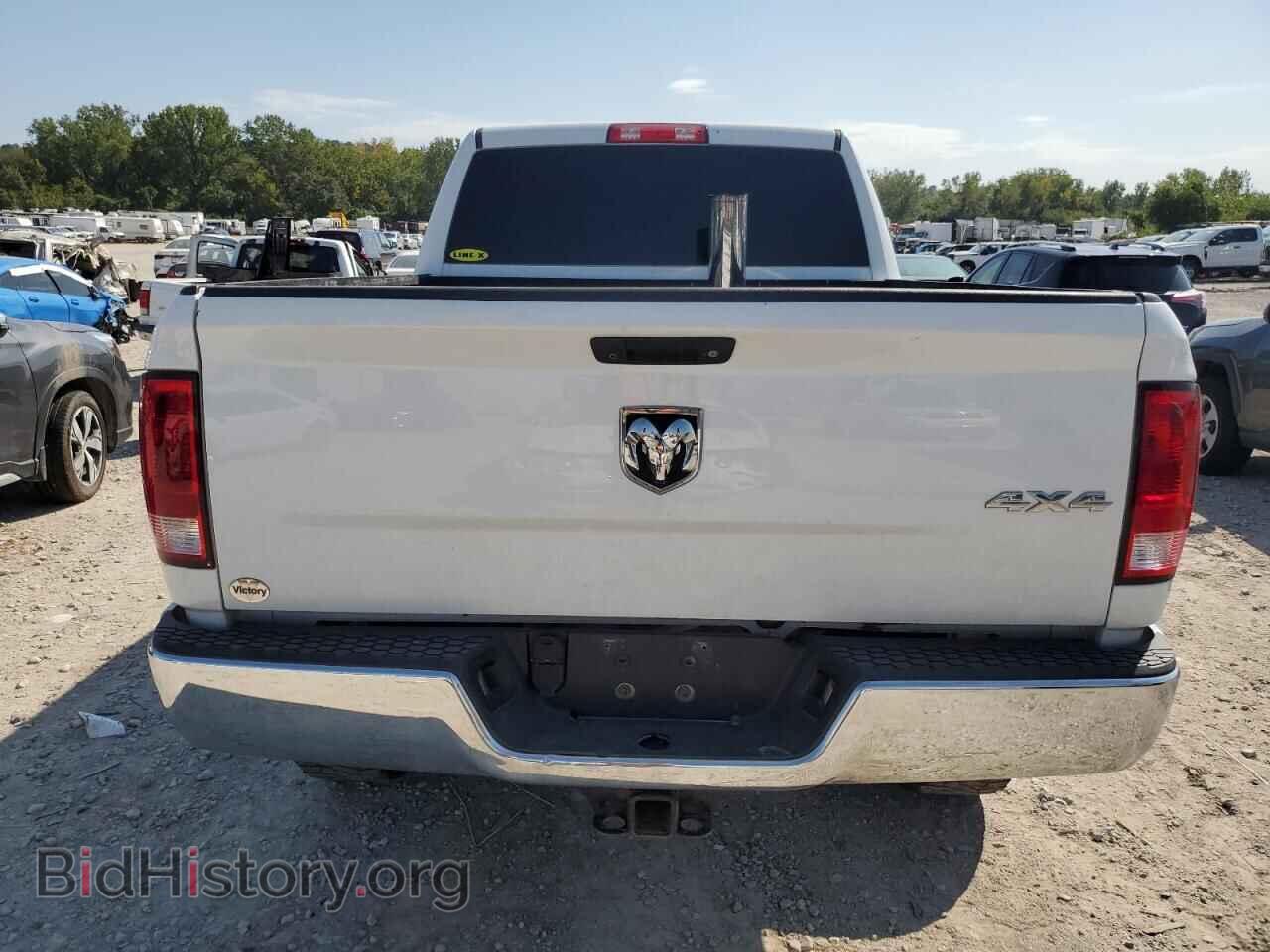 2018 RAM All Models - VIN: 3C6UR5CL2JG142607 - Photo 6
