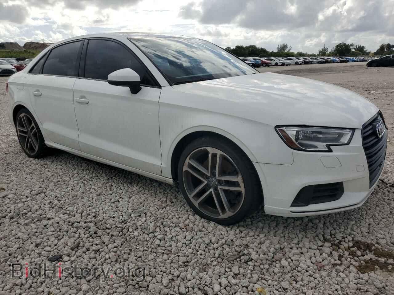 2019 AUDI A3 - VIN: WAUAUGFF5KA084971 - Фото 4