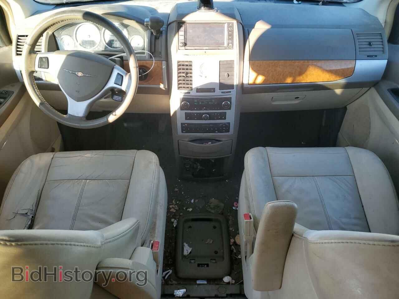 2008 CHRYSLER MINIVAN - VIN: 2A8HR64X48R827951 - Фото 8