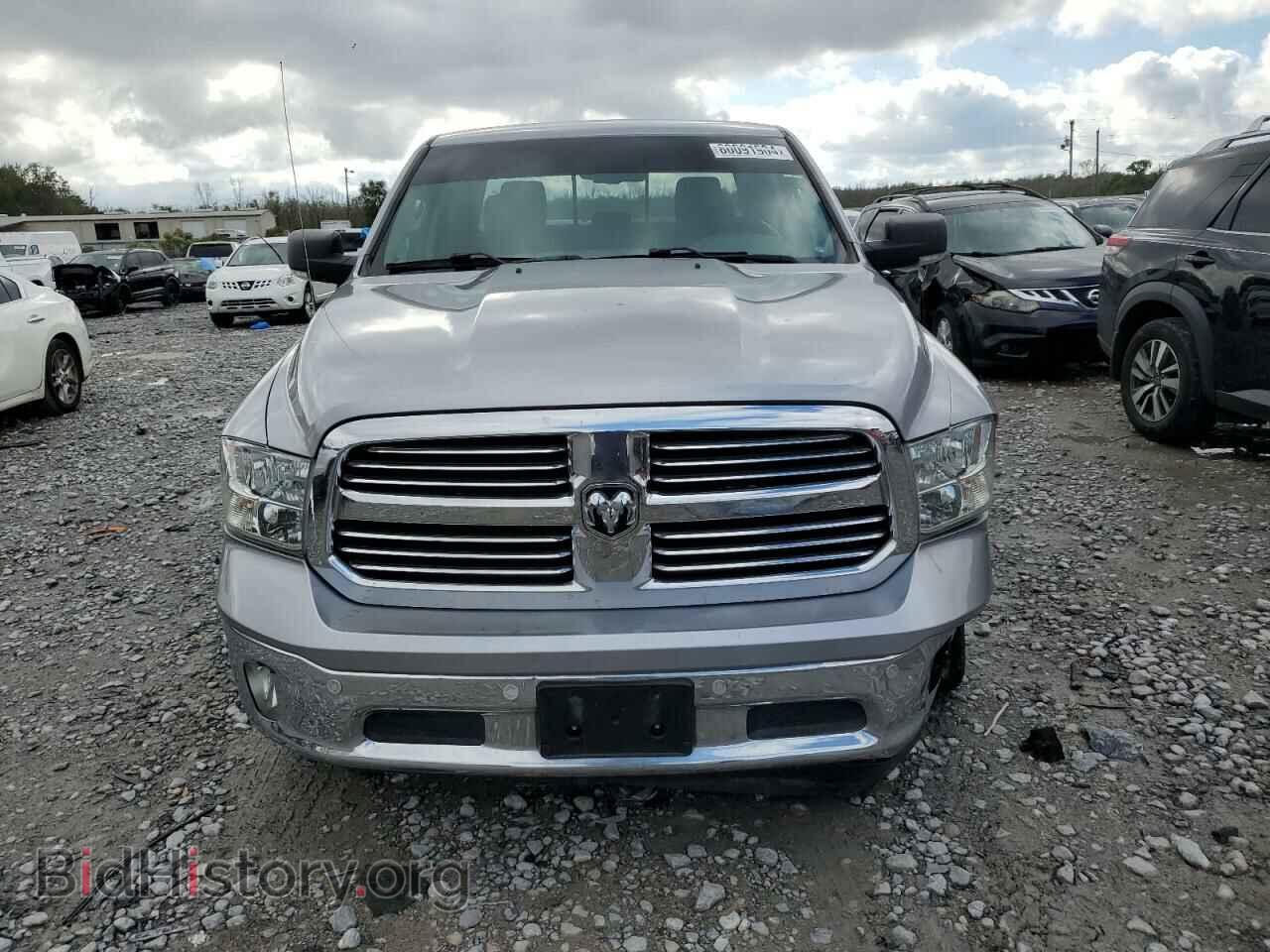 2019 RAM 1500 - VIN: 1C6RR6LT6KS604088 - Фото 5