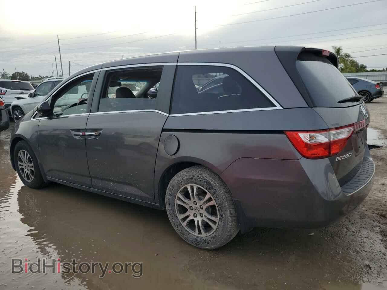 2011 HONDA All Models - VIN: 5FNRL5H61BB087786 - Фото 2