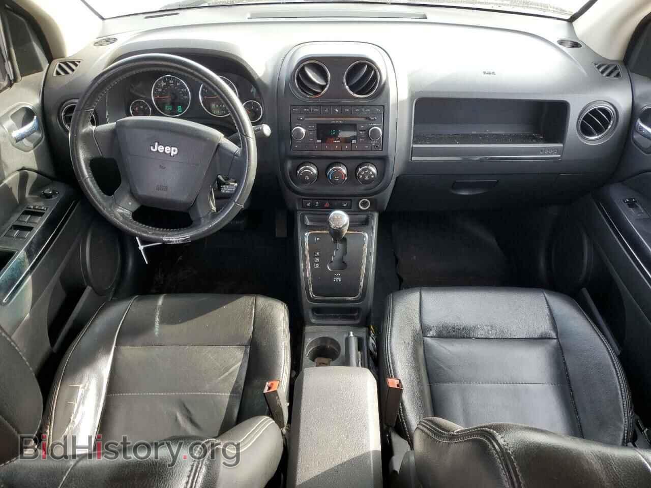 2010 JEEP COMPASS - VIN: 1J4NT5FB3AD537940 - Photo 8