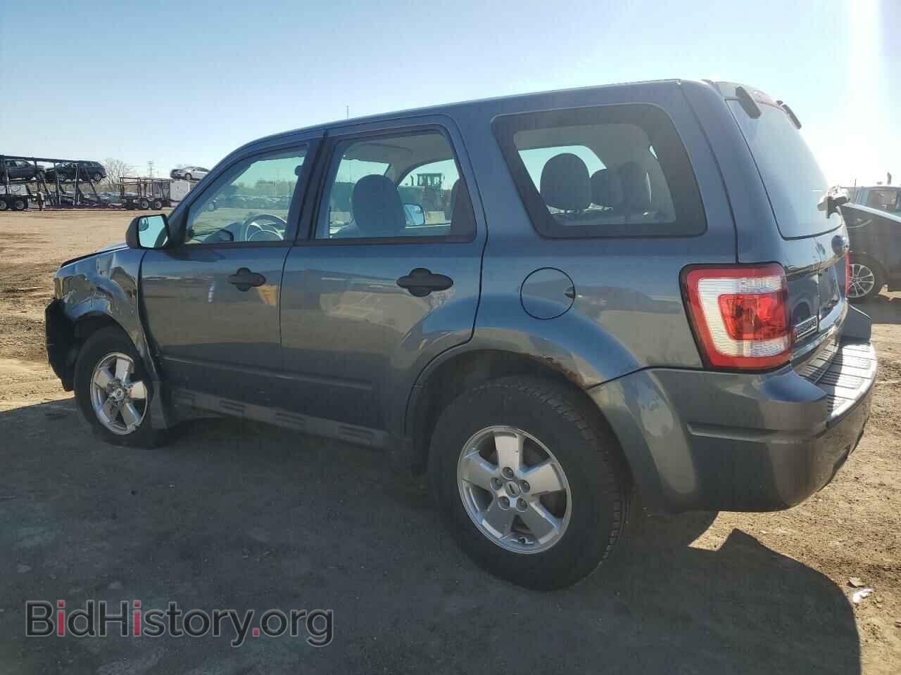 2011 FORD ESCAPE - VIN: 1FMCU0C75BKA53838 - Фото 2