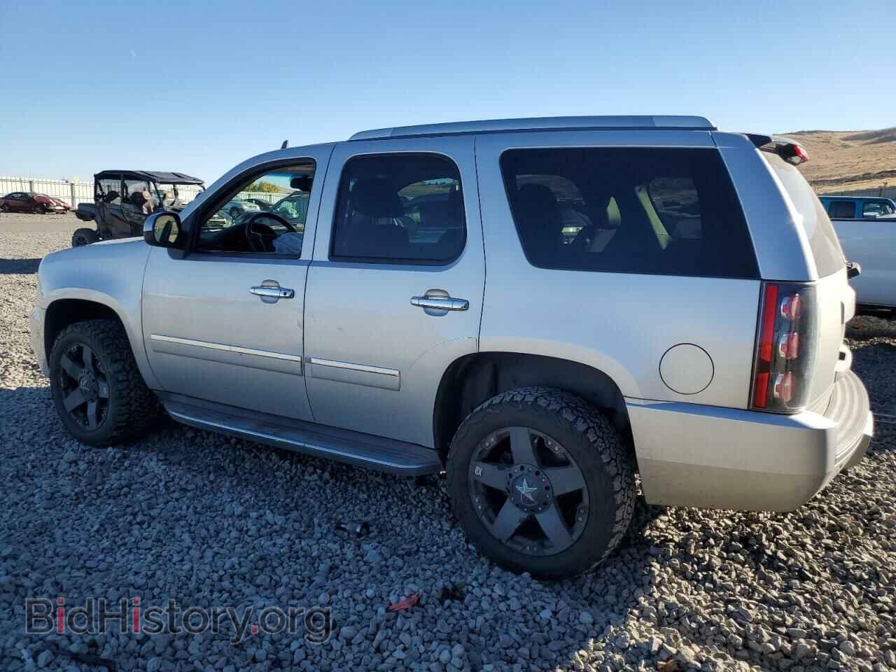 2011 GMC YUKON - VIN: 1GKS2EEF2BR362282 - Фото 2