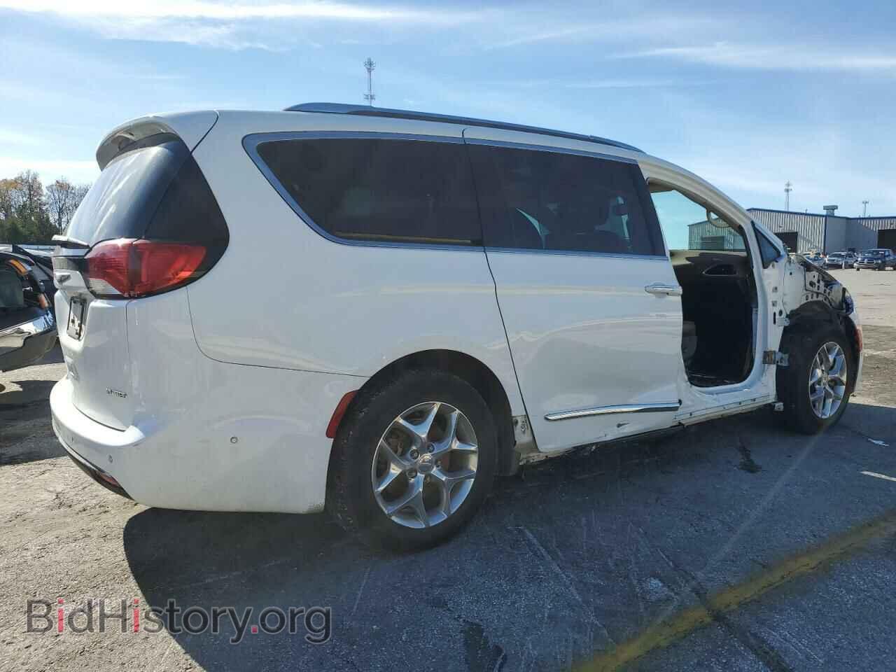 2017 CHRYSLER PACIFICA - VIN: 2C4RC1GG8HR656813 - Photo 3