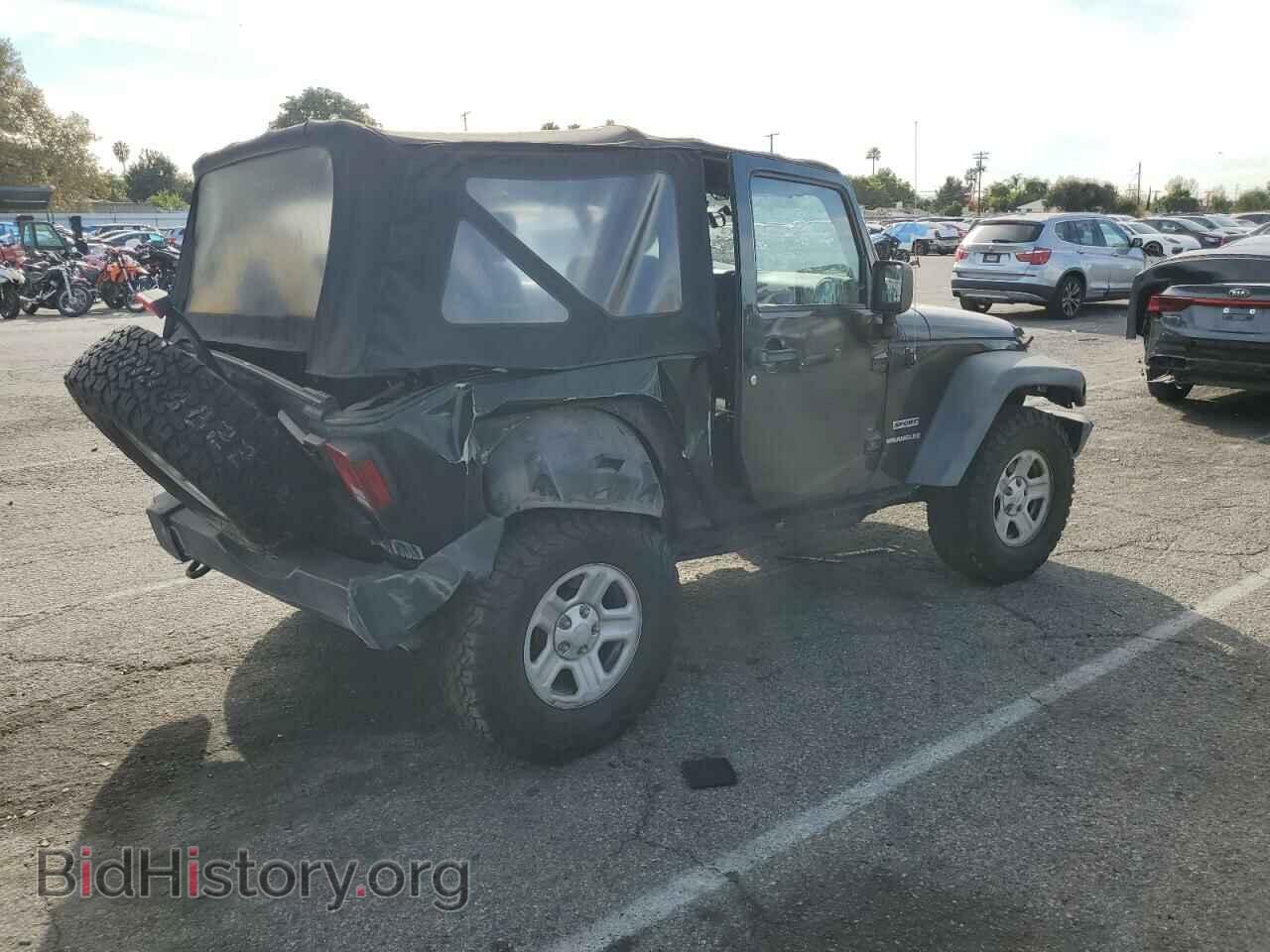 2011 JEEP WRANGLER - VIN: 1J4AA2D1XBL579624 - Фото 3