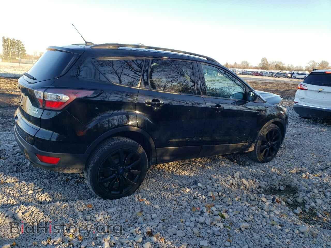 2017 FORD ESCAPE - VIN: 1FMCU0GD3HUB52204 - Фото 3