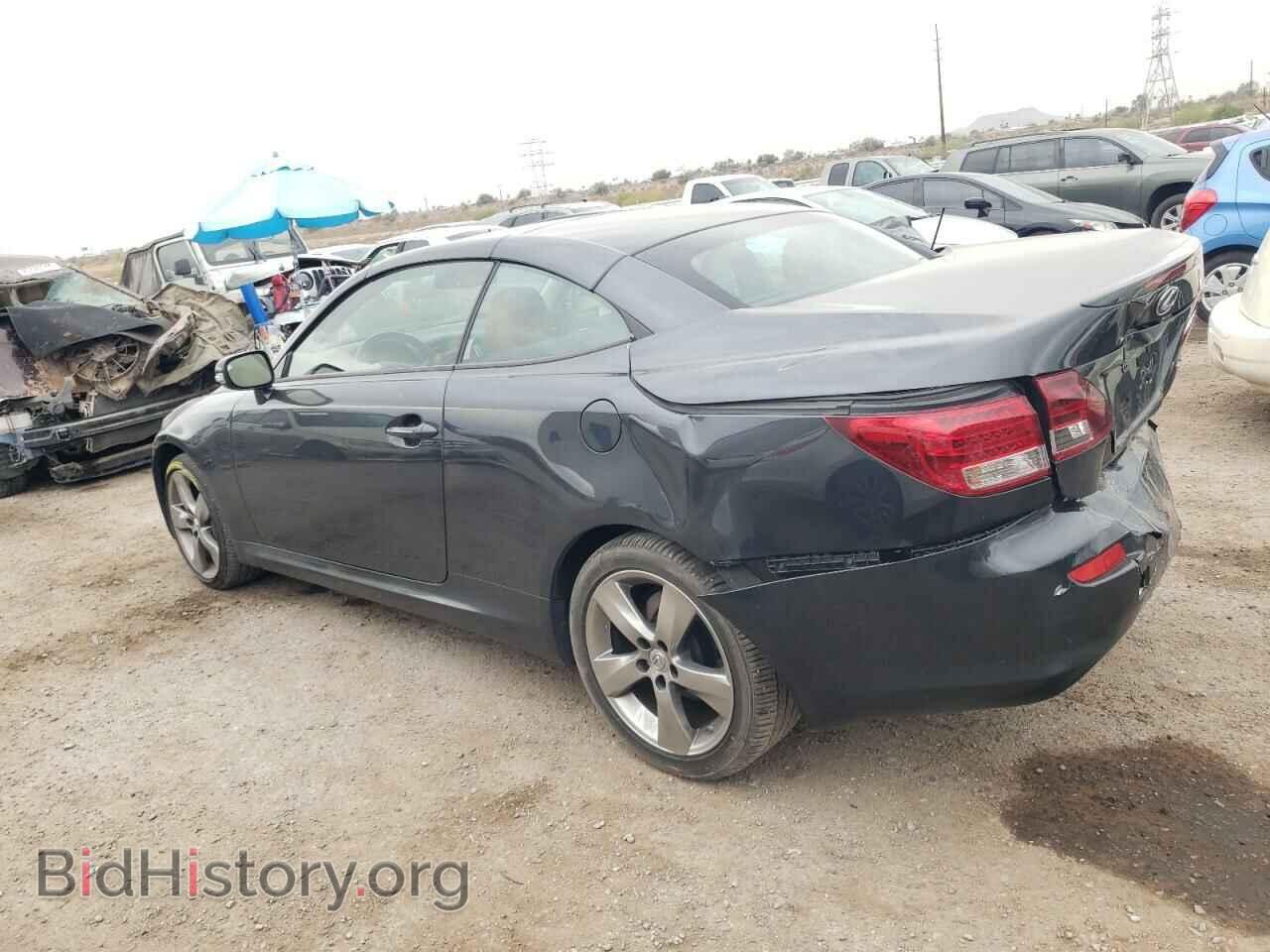 2011 LEXUS IS - VIN: JTHFE2C25B2506949 - Photo 2