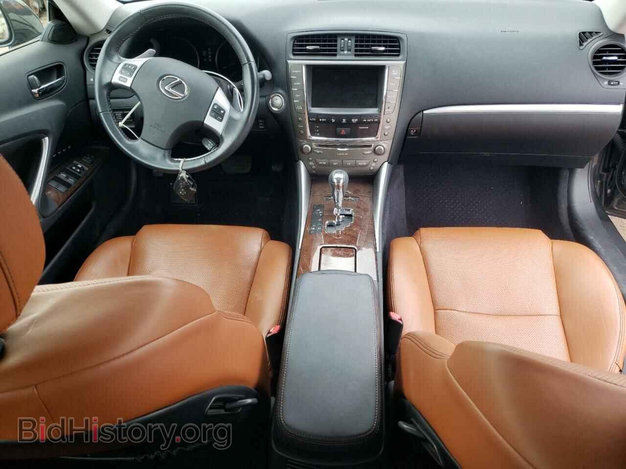 2011 LEXUS IS - VIN: JTHFE2C25B2506949 - Photo 8