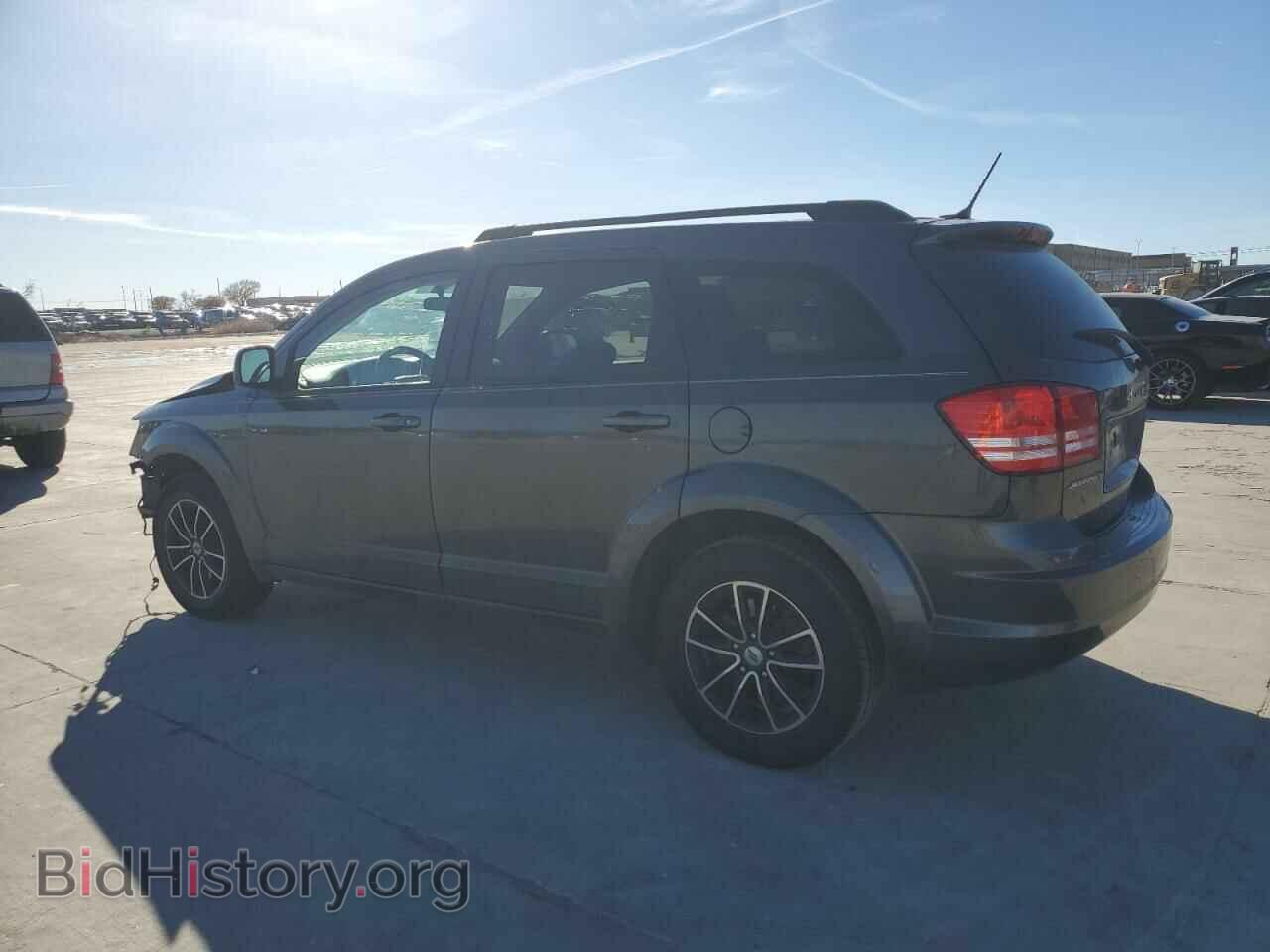 2018 DODGE JOURNEY - VIN: 3C4PDCAB0JT219095 - Фото 2